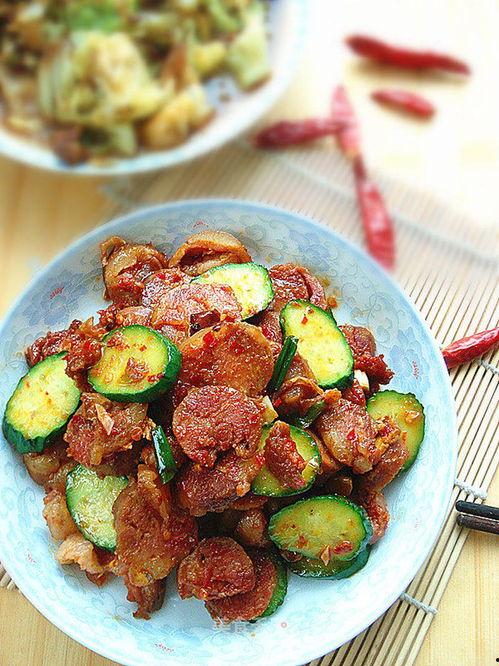 爆料爽辣香肠怎么做的视频,视频揭秘家常美味步骤